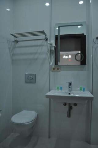 Отель Dream Tower Батуми Стандартный двухместный номер с 1 кроватью-4