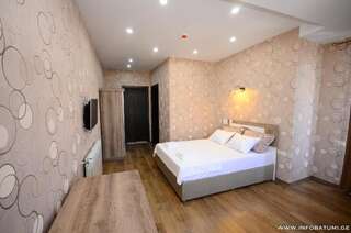 Отель Dream Tower Батуми Большой двухместный номер с 1 кроватью-8
